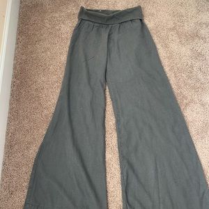 Maternity linen pants